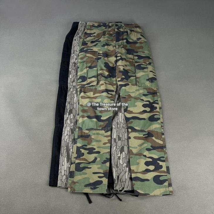 Pants | CAMO FLARE – Clothing CAMO